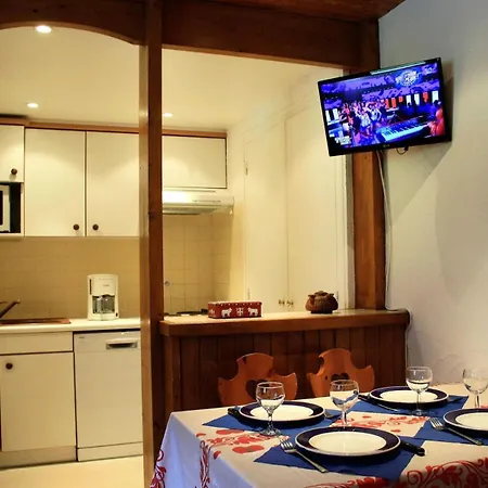 Shamrock - Charmant, Renove, Confortable Mae-3718